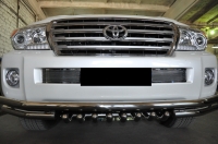 Накладка на решетку в бампер Toyota Land Cruiser J200 (2012 по наст.) SKU:360870qw
